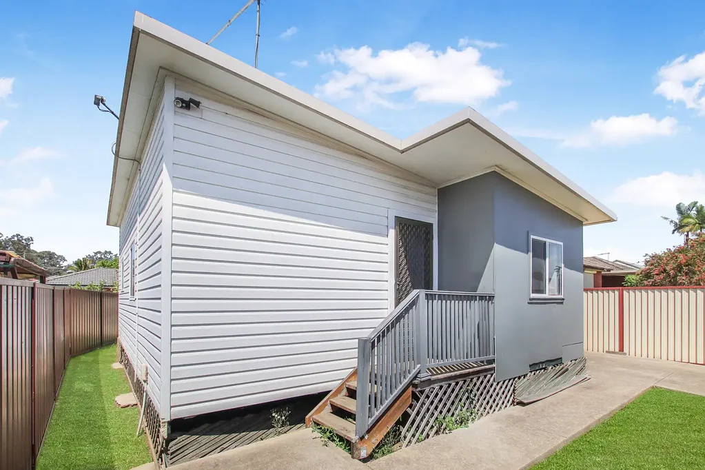 Modern & Low Maintenance Granny Flat in Convenient Location