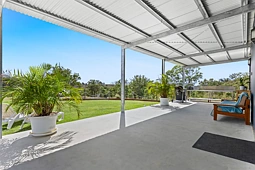 19607 New England Highway, Rosenthal Heights