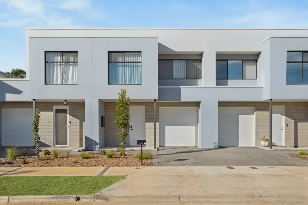 Woodville Gardens 3Moenga Modern Torrens Title Living with Thoughtful Upgrades Throughout