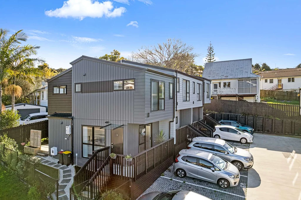 Totara Vale 2部屋 A Smart Townhouse with Soul