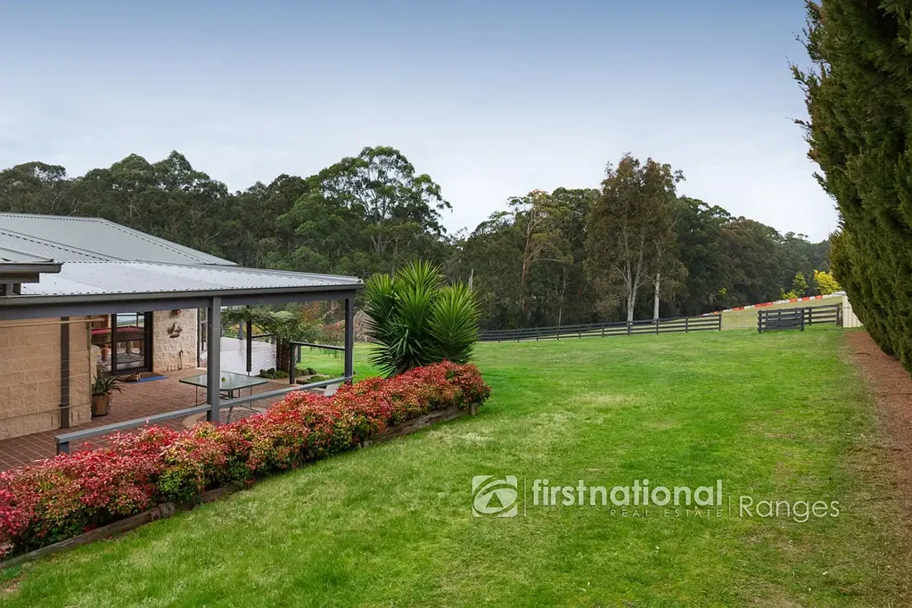 35 Edmunds Road, Cockatoo, VIC 3781