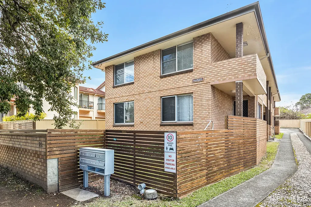 Freshly Renovated One-Bedroom Apartment in a Convenient Location