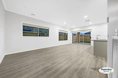 5 Traynor Street, Tarneit, VIC 3029, 4房, 2浴, House