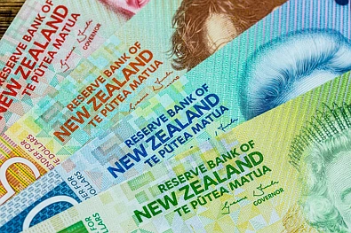 NZ住宅总价值9个月蒸发$1320亿！房价还会继续跌吗？央行最新报告真相了……