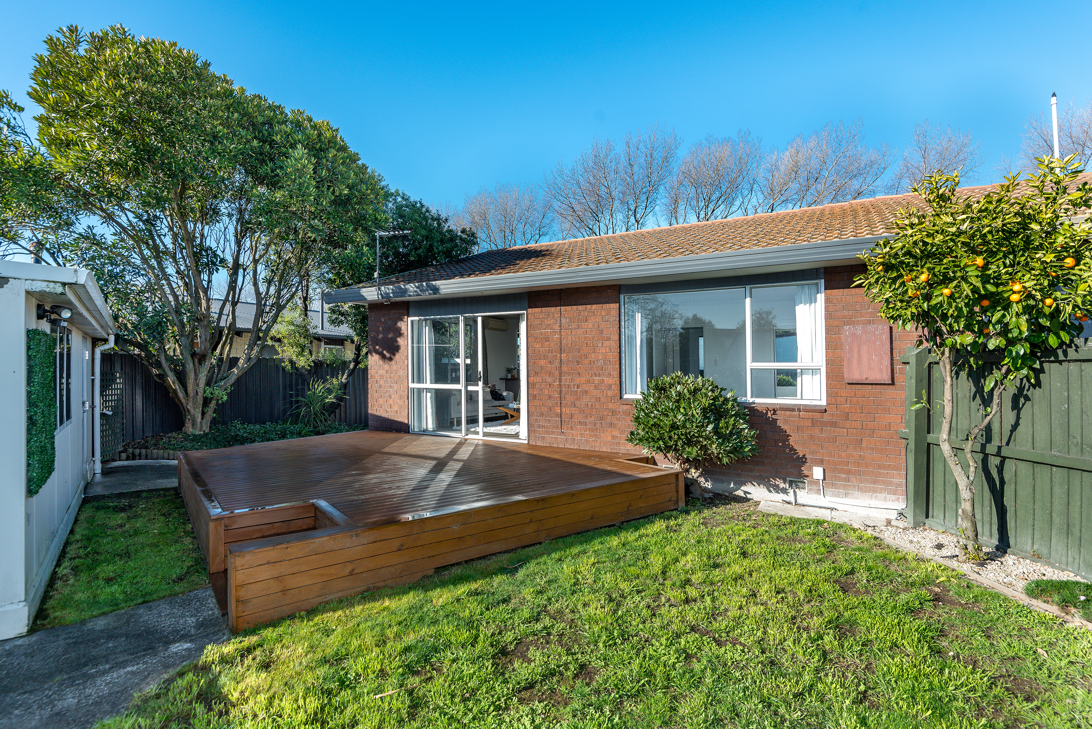 2/11 Hersham Place, Bromley, Christchurch, 2房, 1浴, Unit