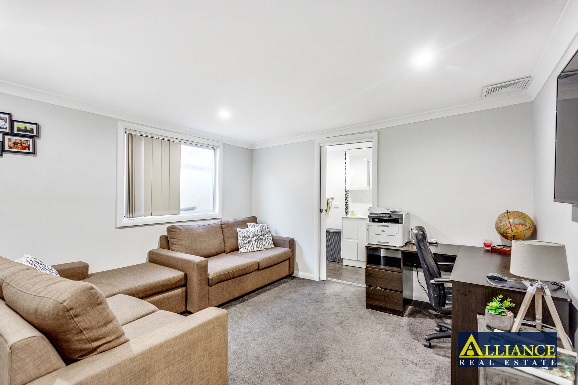 26 LUCAS RD, EAST HILLS NSW 2213, 0房, 0浴, House