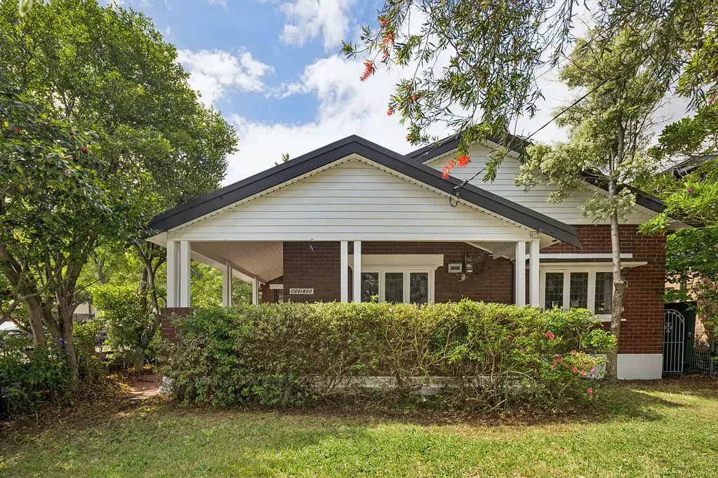 Marrickville 4ਬੈੱਡਰੂਮ Warren Estate Precinct, Charming Bungalow With Potential