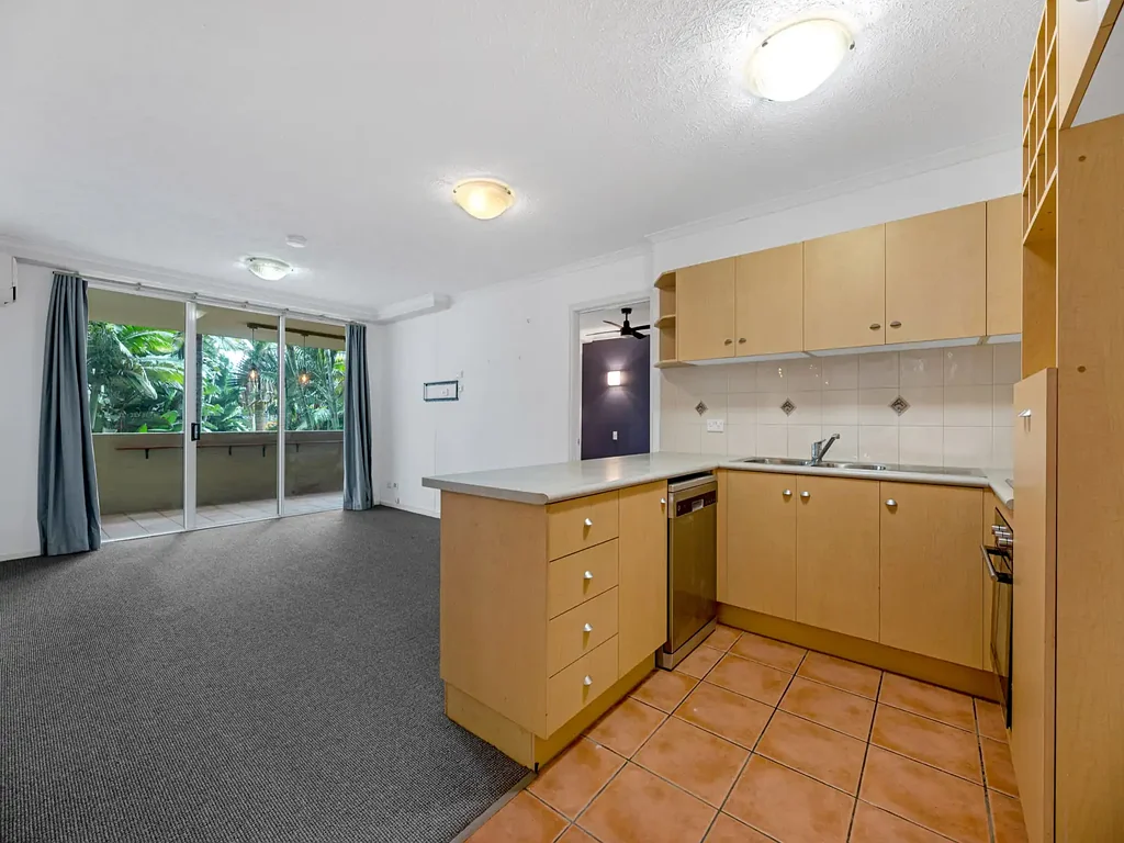 UNDER APPLICATION - Stylish Inner-City Living in Fortitude Valley