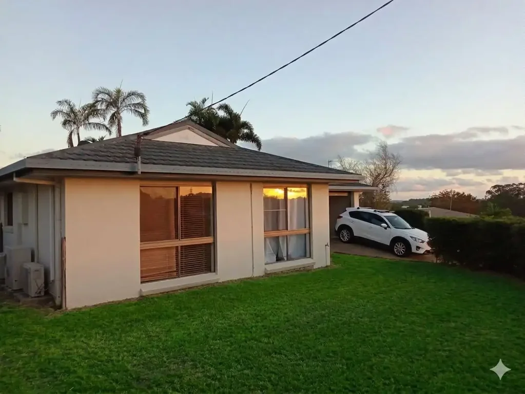Clinton 4Zimmer "Sunsets and Serenity: Your Private Front-Row Seat to Spectacular Views" 4 bedrooms, two bathrooms