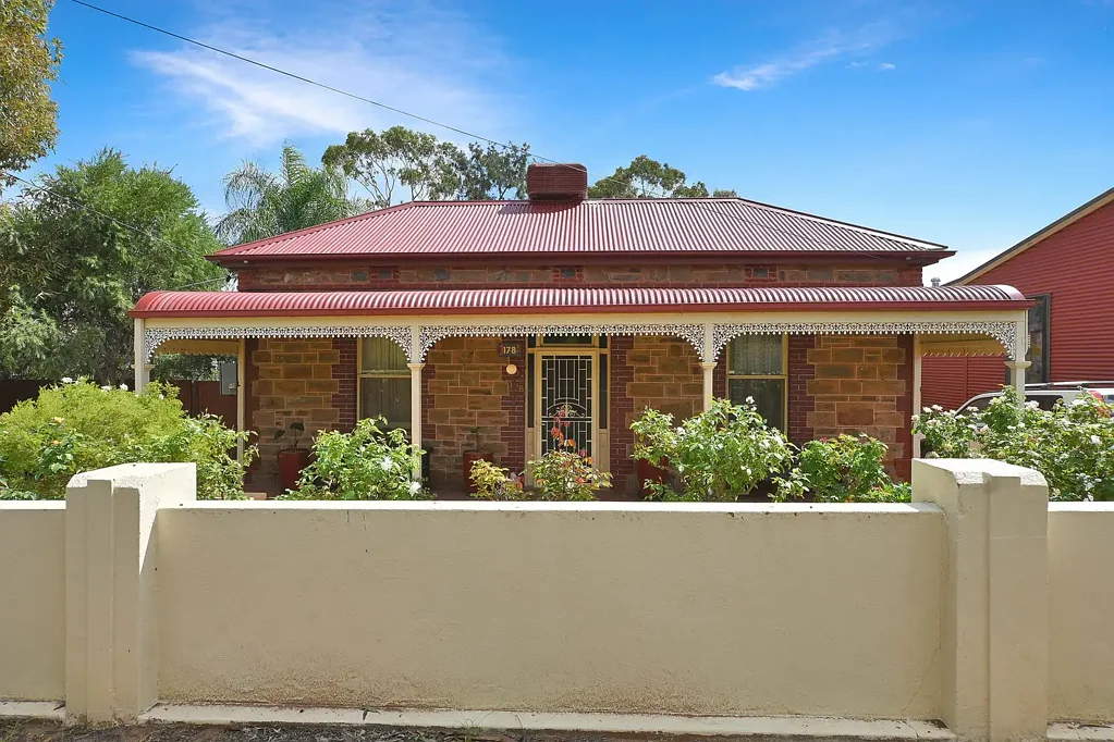 Broken Hill 3غرفة نوم Charming Stone Cottage