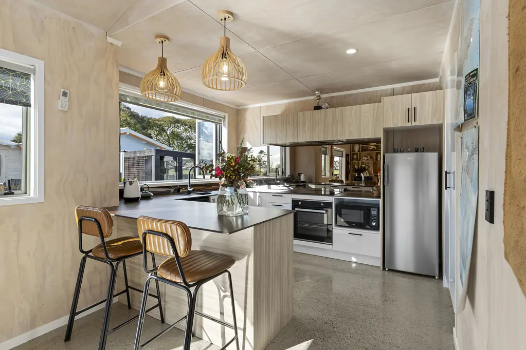 Matatoki Two Homes – Multi-generation or income