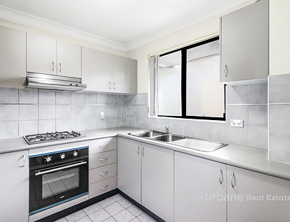 13/10 Dalley Street, Harris Park, Parramatta (Northwest suburbs), 2 침실, 1 욕실, Apartment