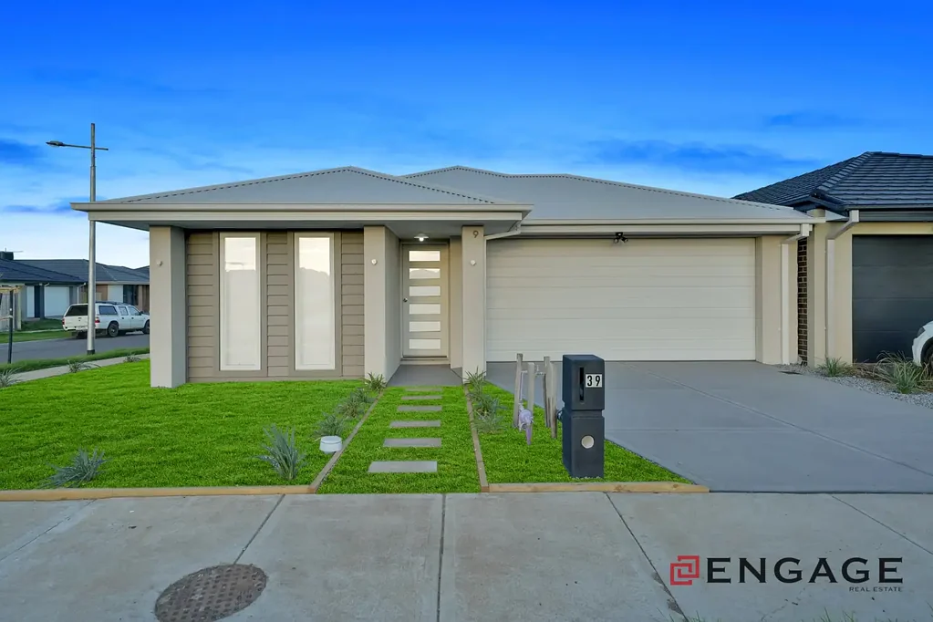 39 Tolkien Drive, Mambourin, VIC 3024