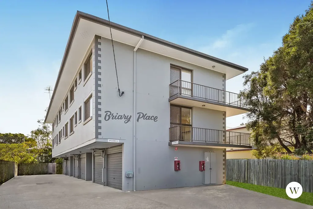 Albion 2Kwarto Entry-level Opportunity in a Prime Location