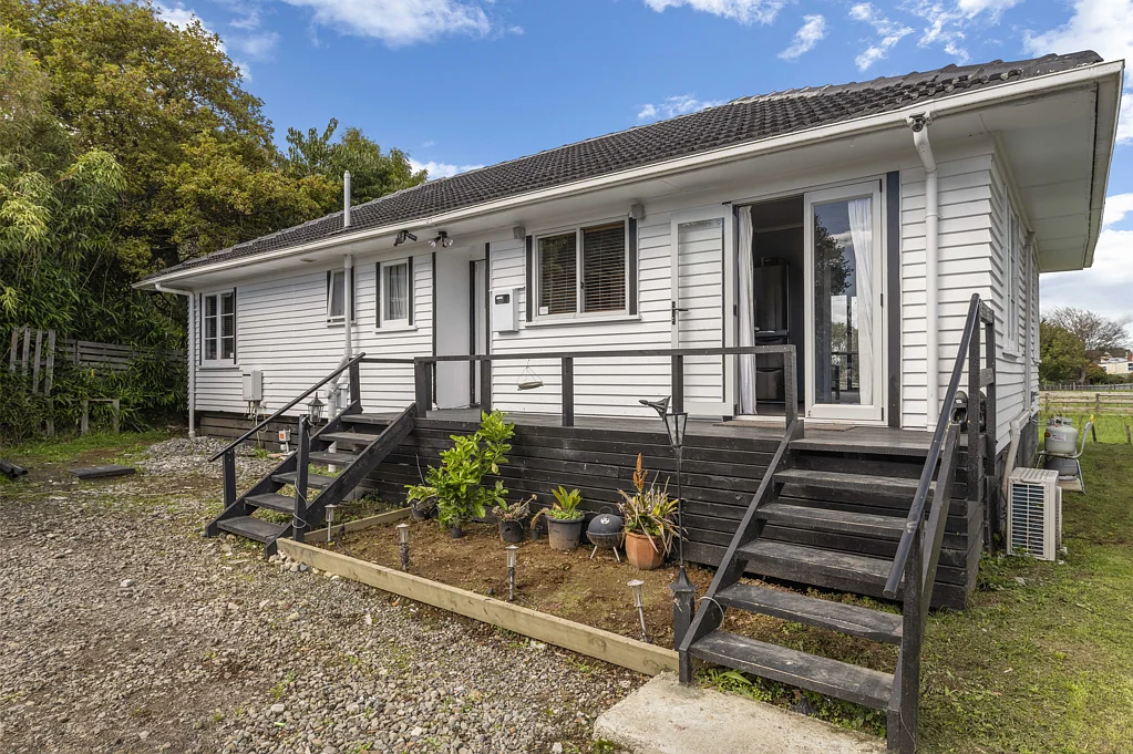 Eltham 4房  Vendor is keen to Sell! Present your Best Offer!