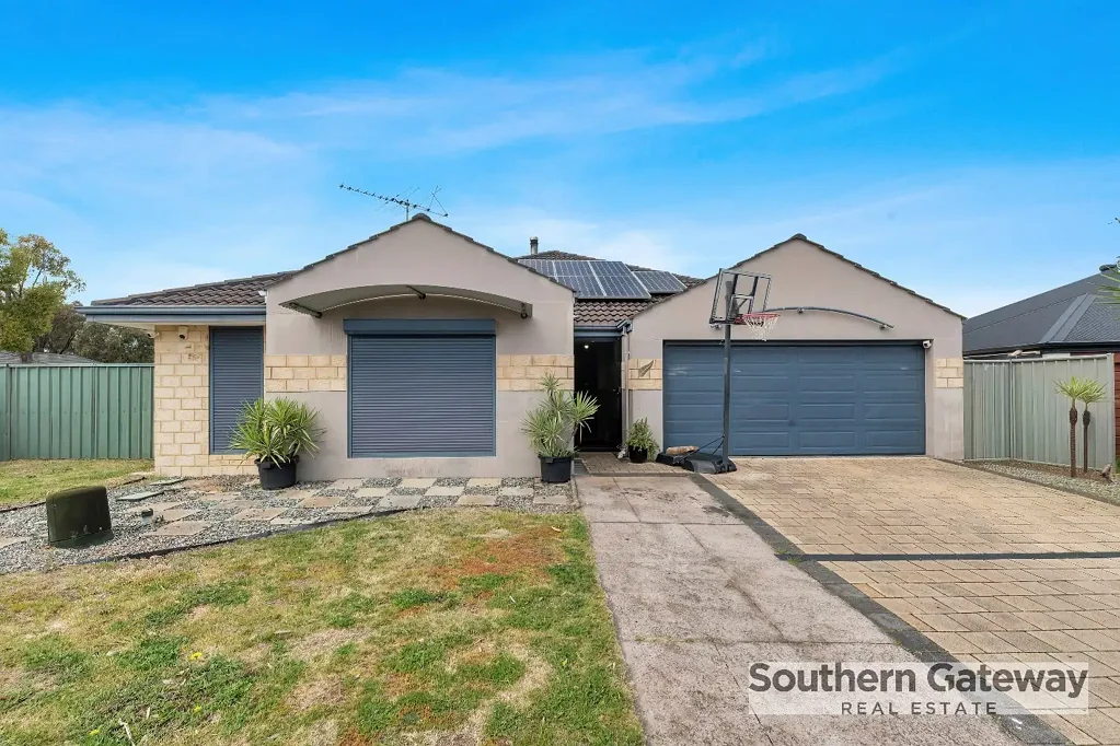 Leda 4બેડરૂમ SPACIOUS FAMILY HOME WITH ENDLESS POTENTIAL