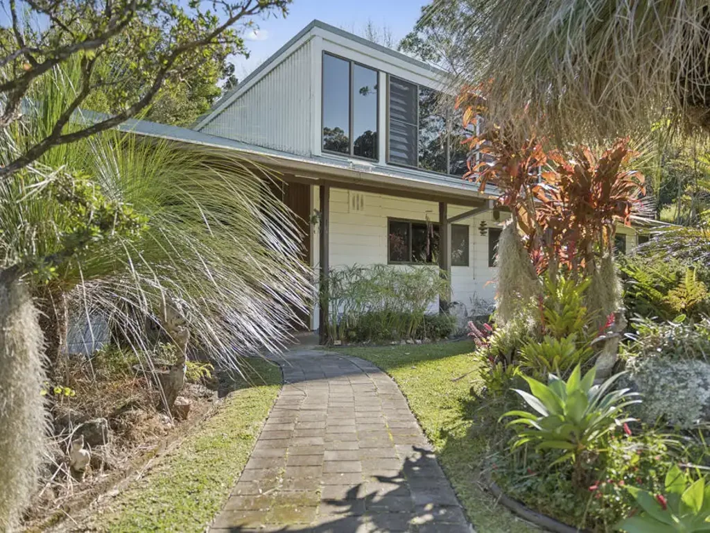 15 Strouds Road, Bonville, NSW 2450