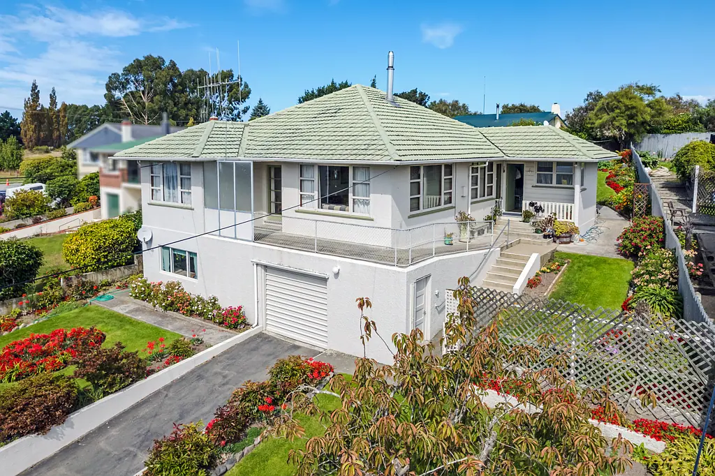 6 Cambridge Place, Holmes Hill, Waitaki, Otago