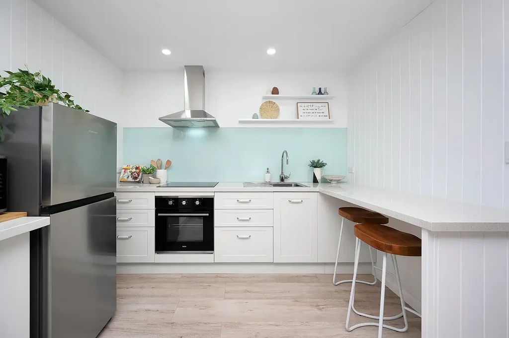Fully Furnished, Stylish Low Maintenance Living