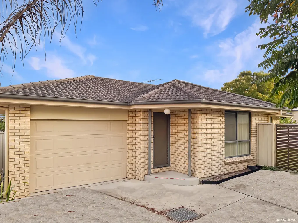2/76 Brigantine Street, Rutherford, NSW 2320