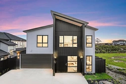 11 Seagreen Avenue, Karaka