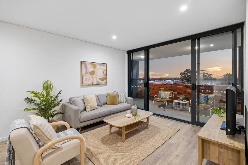Midland 2房  Swan Valley living, made easy.