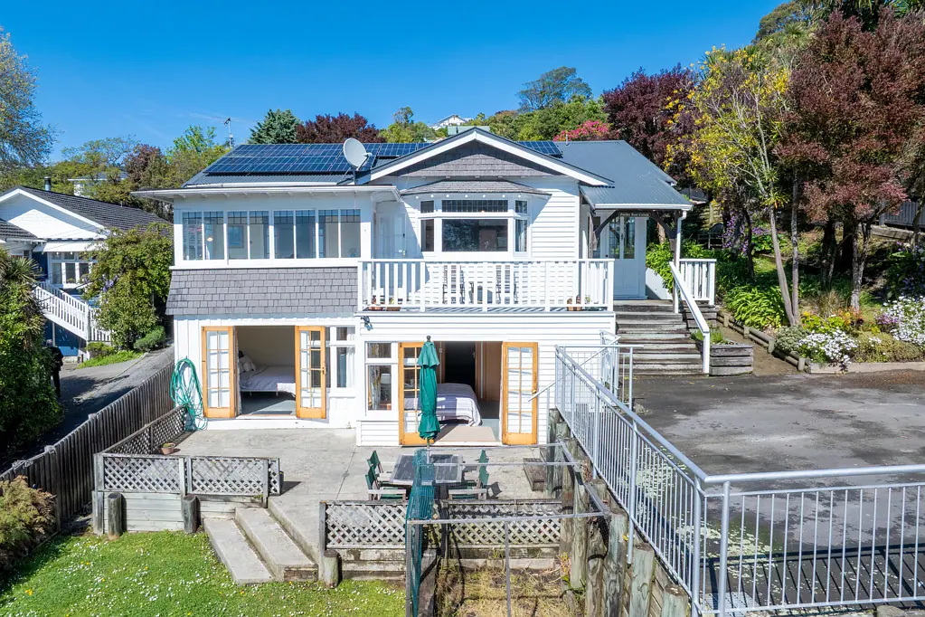 Cashmere 4房  " 1920's Charm in a Highly  Sought-After Location"