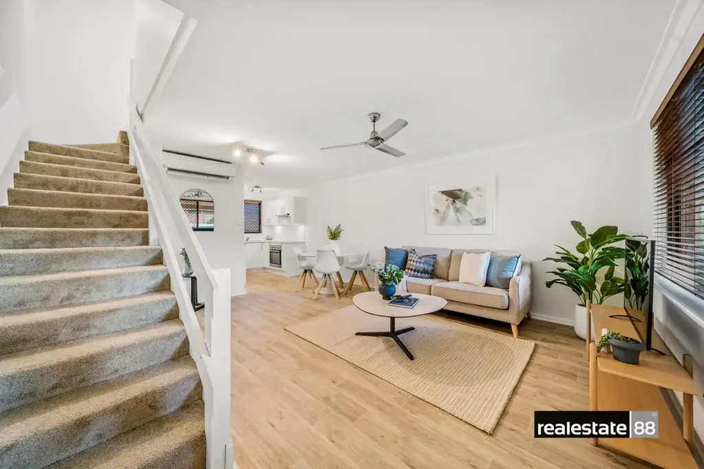 9/10 Oxford Street, Maylands, WA 6051