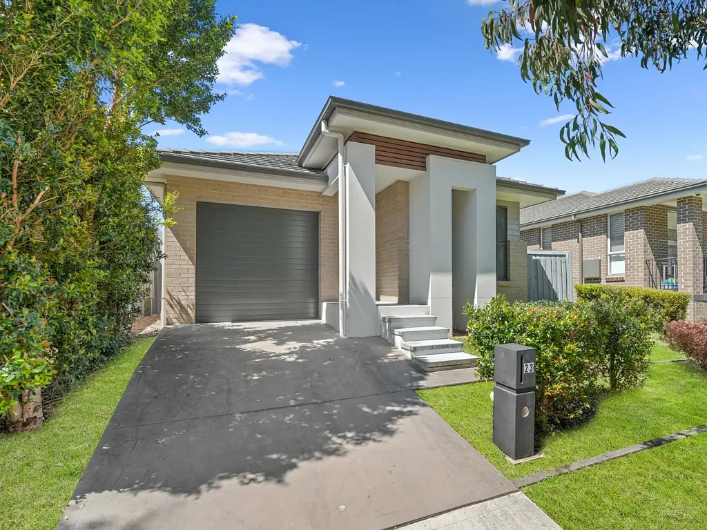 23 Jacka Street, Bradbury, NSW 2560