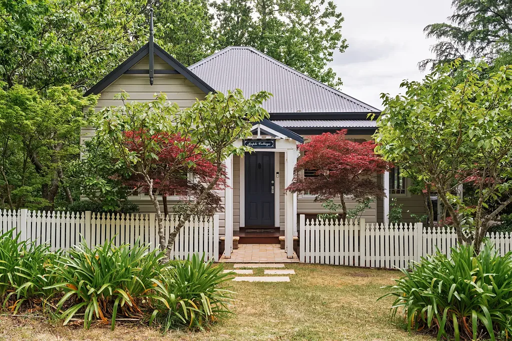 10 Cook Street, Leura, NSW 2780