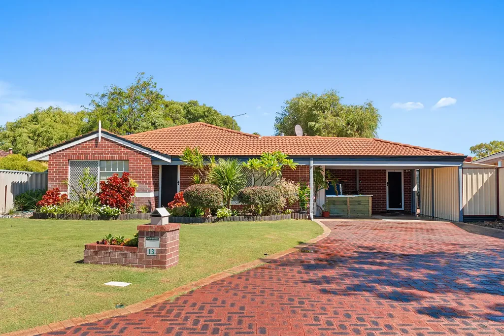 13 Dundee Close, Warnbro, WA 6169