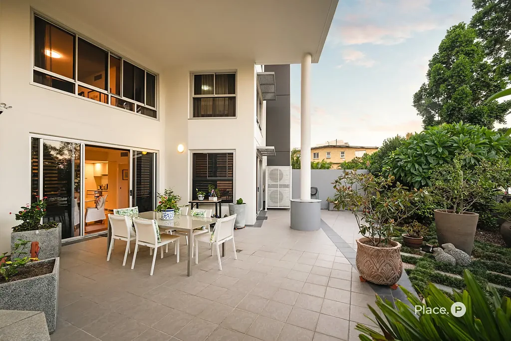 4/8 Dunmore Terrace, Auchenflower, QLD 4066