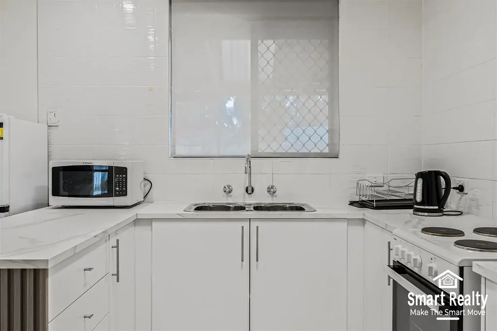 Fully Furnished Rooms for Rent - All Bills Included!