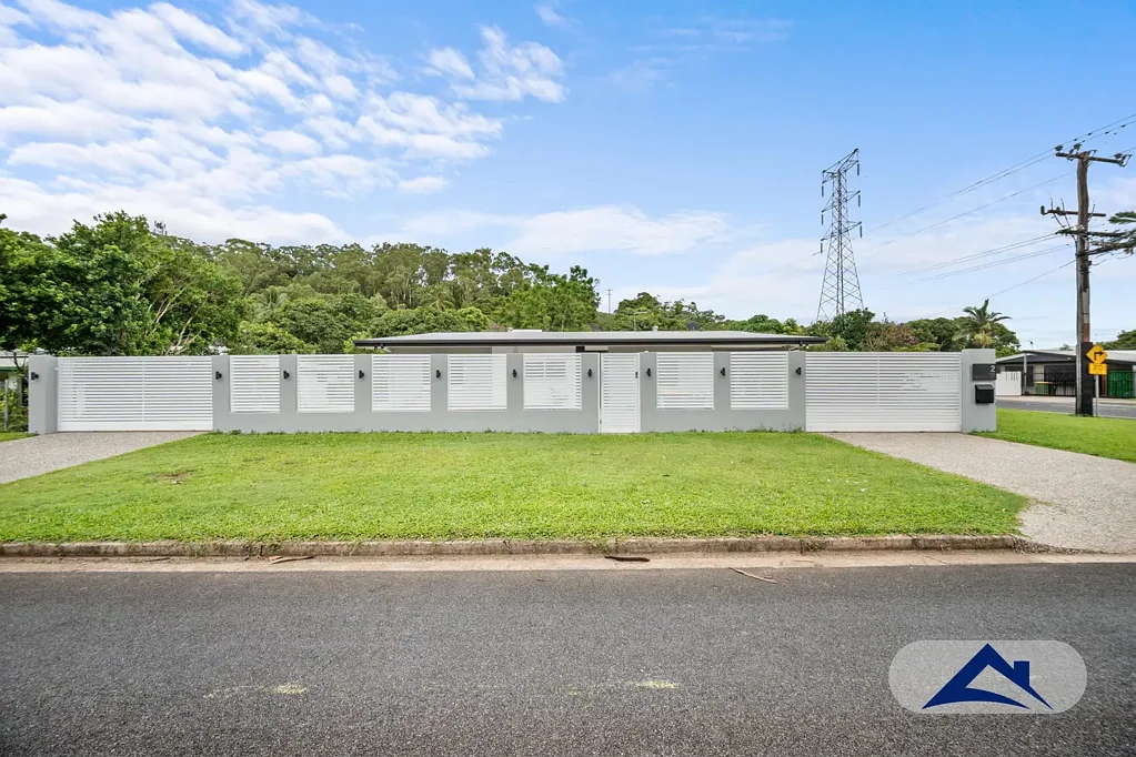 Bayview Heights 6房  SPACIOUS FAMILY HOME ON 1,730M2 BLOCK - MOVE-IN READY