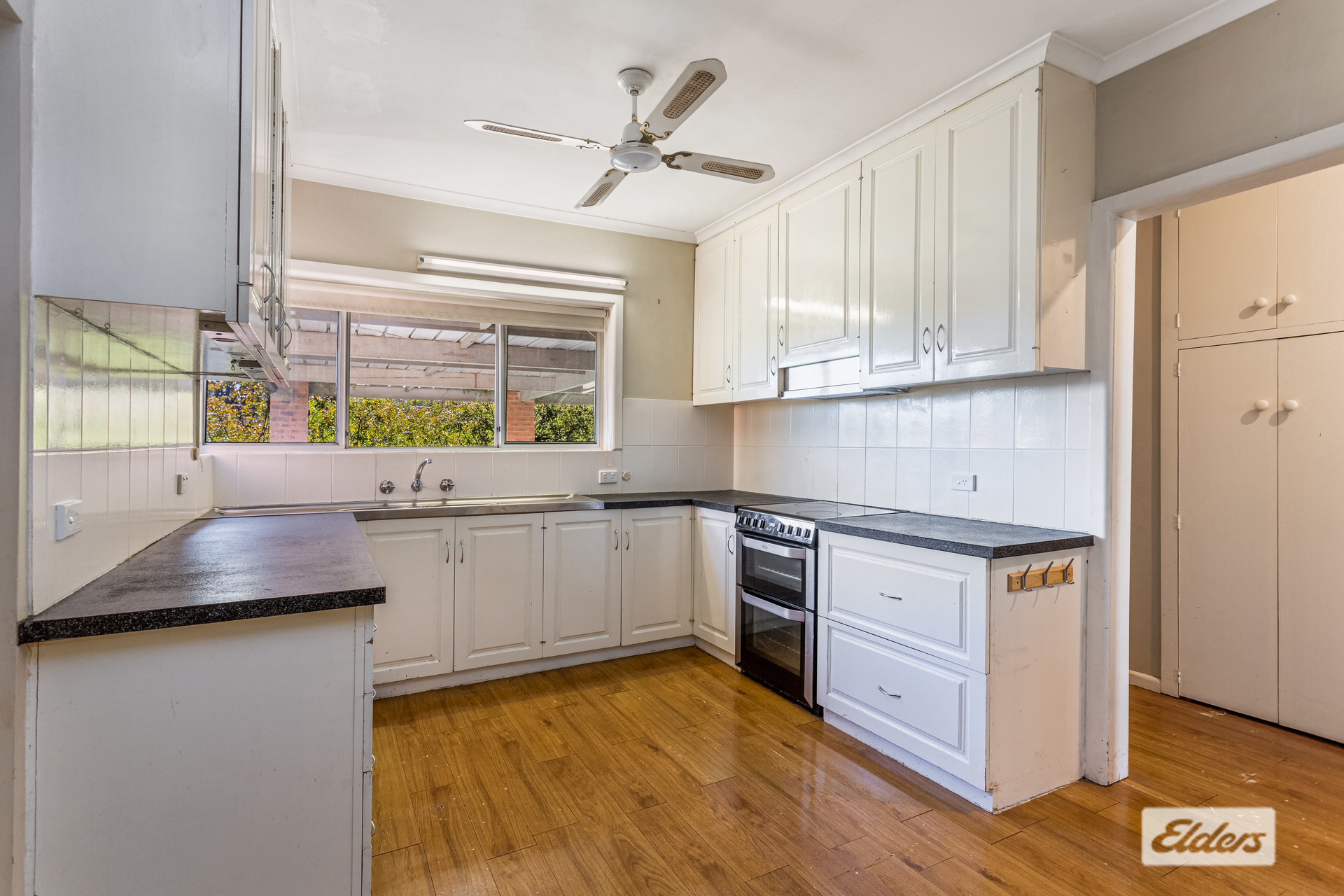 13 HOPKINS AV, EAGLEHAWK VIC 3556, 0 Schlafzimmer, 0 Badezimmer, House