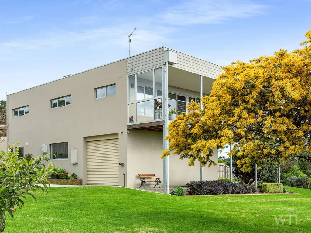 STORAGE KING with Spectacular Bay Views