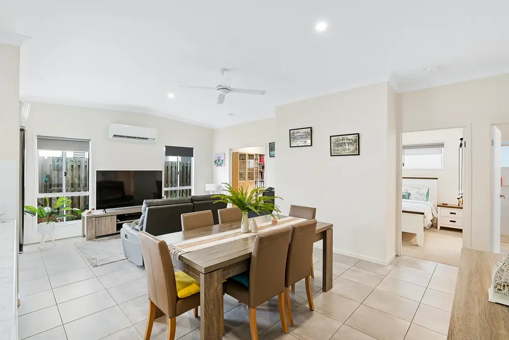 Bethania 2 Bedroom Peaceful Entertainer's Haven