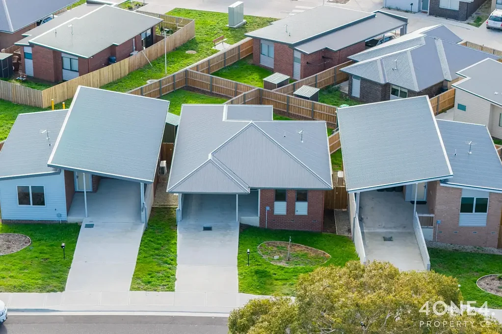 203 Lamprill Circle, Herdsmans Cove, TAS 7030