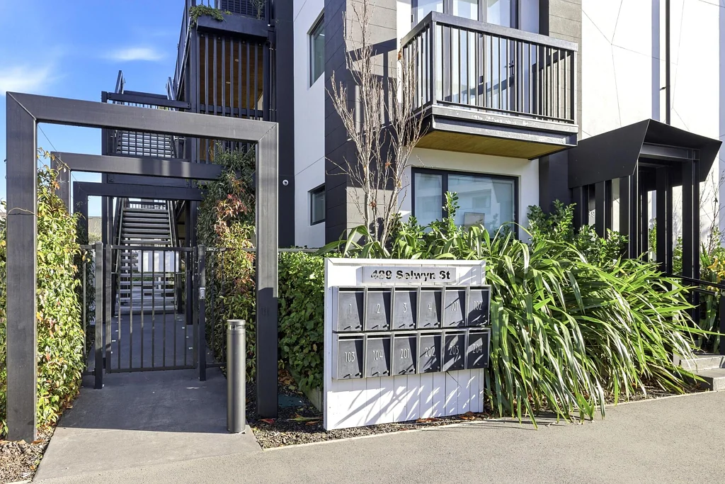 Christchurch Central 1 Bedroom A Room With A View!