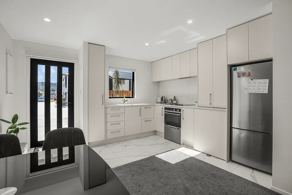 1/320 Oxford Terrace, Avalon, Lower Hutt, Wellington