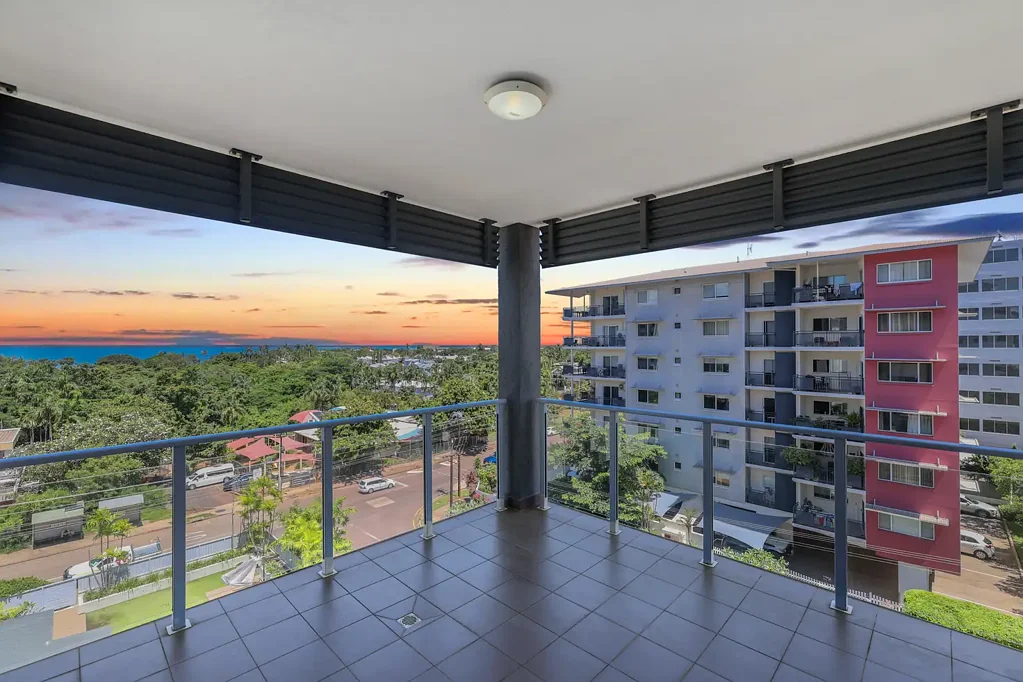 Darwin City 2Zimmer Ocean Views, Light-Filled Living & a Prime CBD-Fringe Position