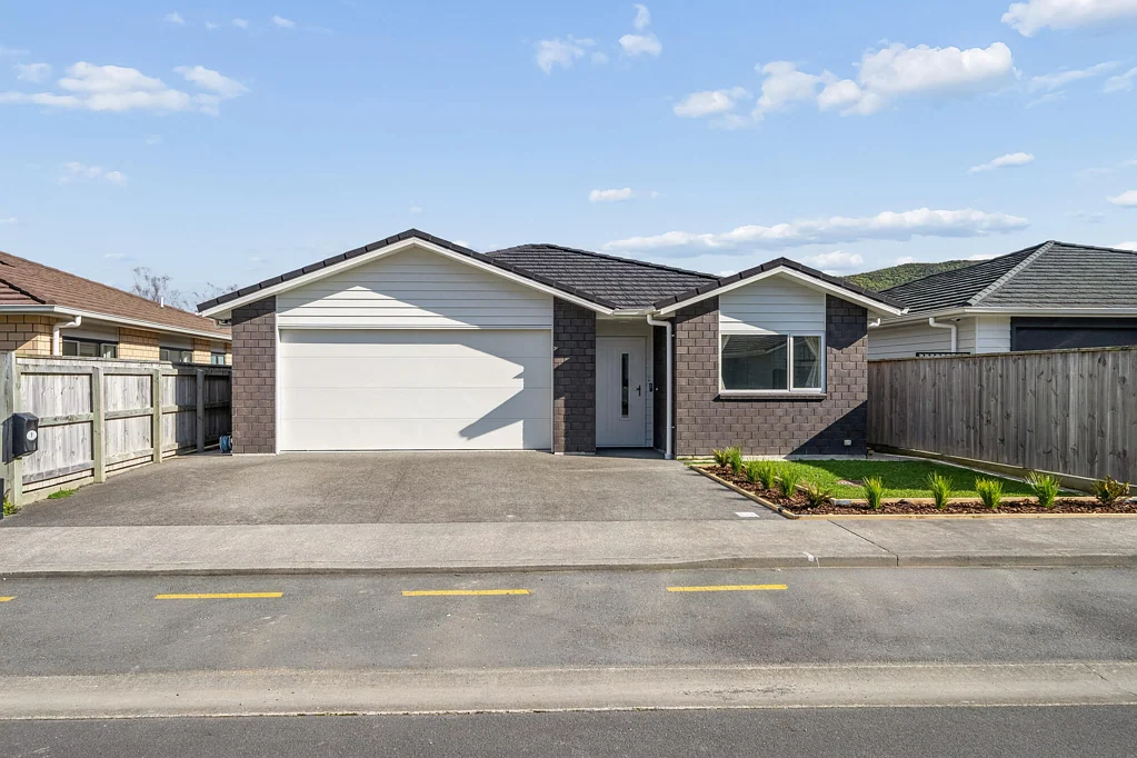 Manor Park 3房  Modern Living in a Great Location