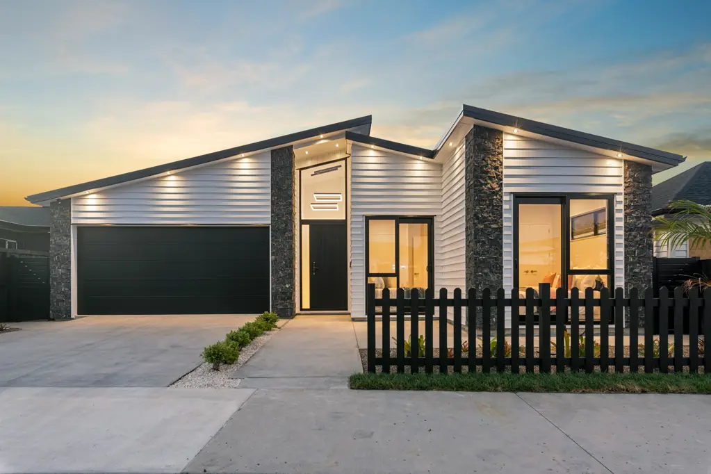 Milldale 5部屋 Elegant - Brand New 5 Bedroom Home !!