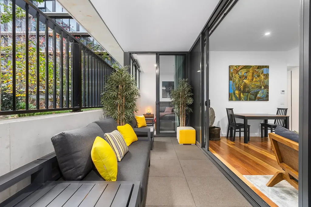 Campbell 1ห้องนอน Secure Executive Living with Direct Courtyard Access