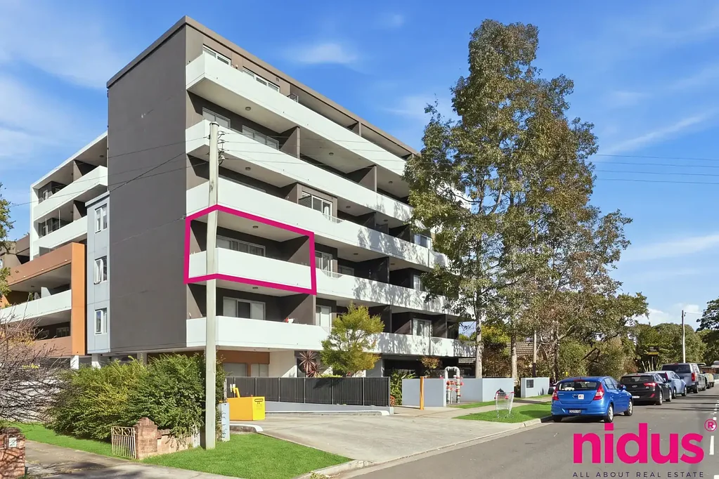 Mount Druitt 2房 采光极佳的公寓，距离车站和Westfield购物中心仅数步之遥 Light-Filled Apartment Just Moments from Station & Westfield