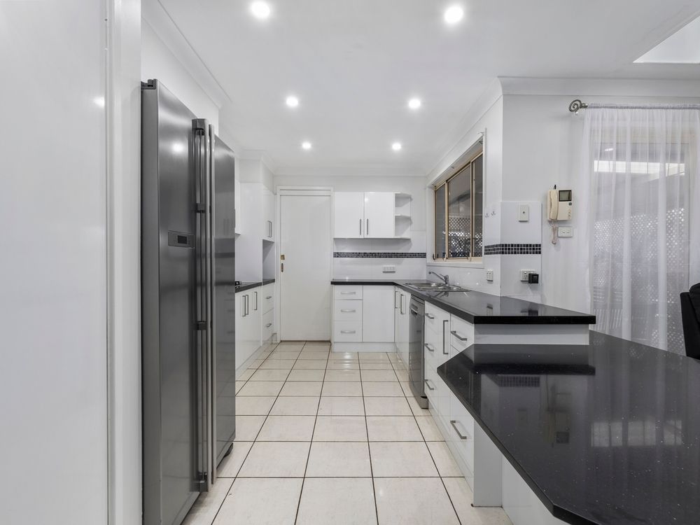 17 JIMBI PL, GLENMORE PARK NSW 2745, 0 Kuwarto, 0 Banyo, House