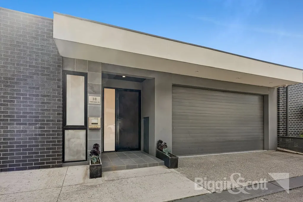 Maribyrnong 3ਬੈੱਡਰੂਮ Contemporary Comfort Meets Elevated Living in Edgewater Estate