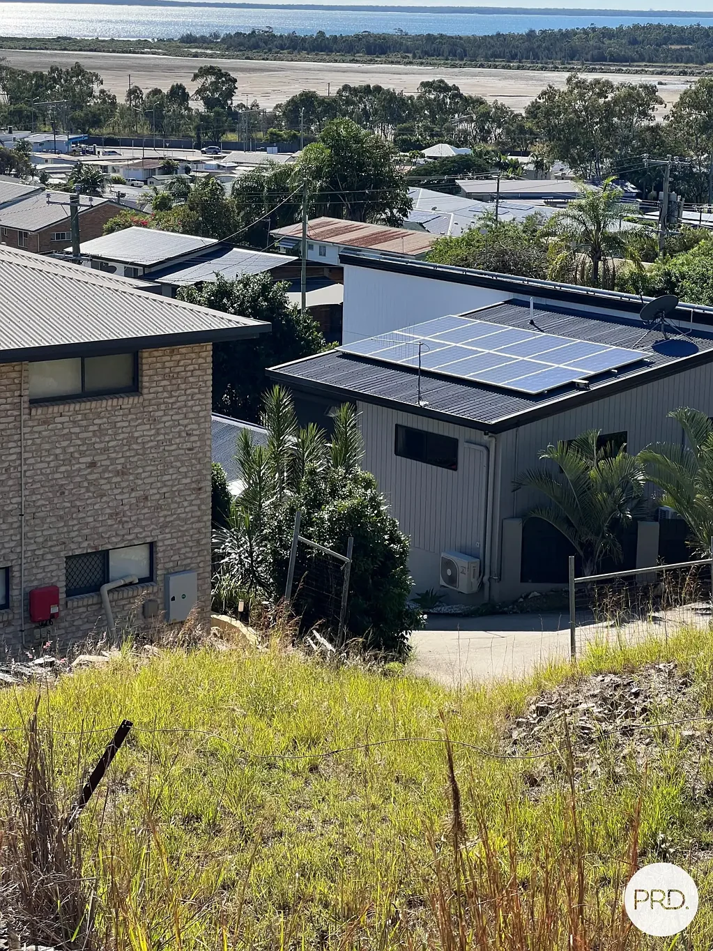 South Gladstone TOP BLOCK WITH FABULOUS VIEWS OVER GLADSTONE HARBOUR