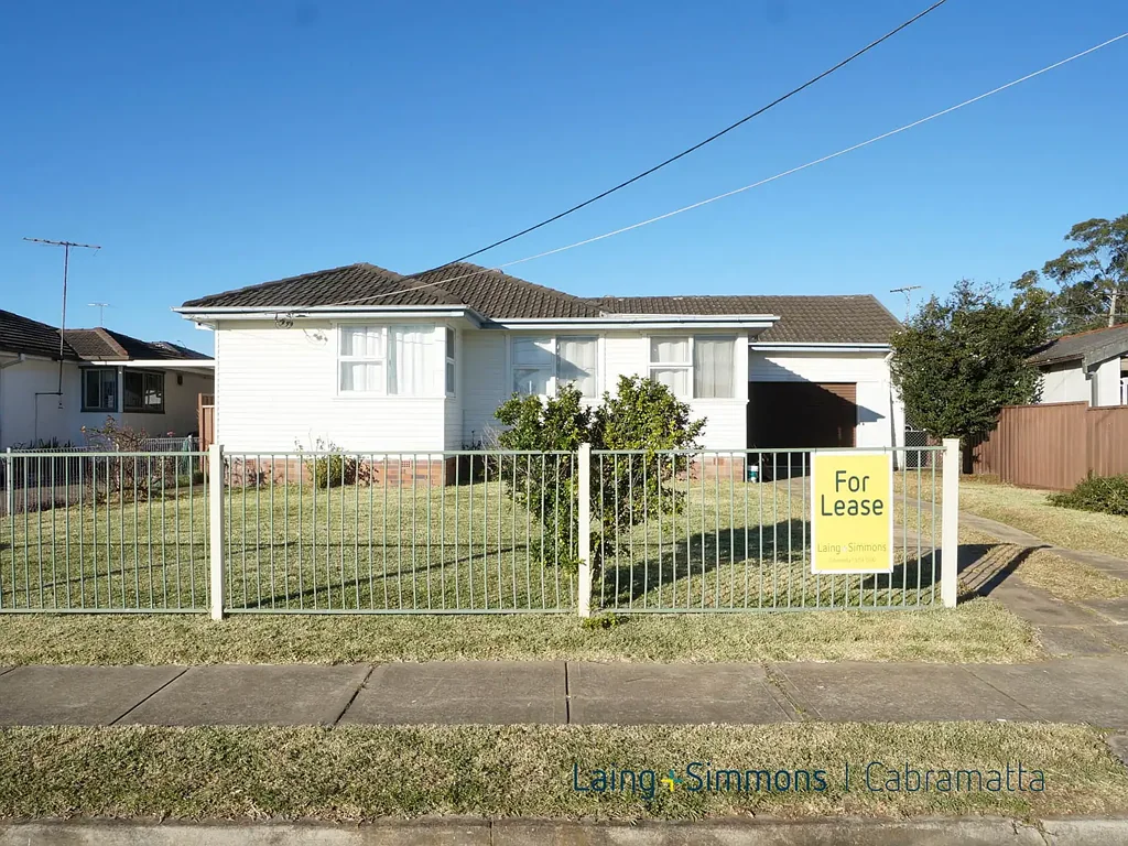LARGE FAMILY HOME