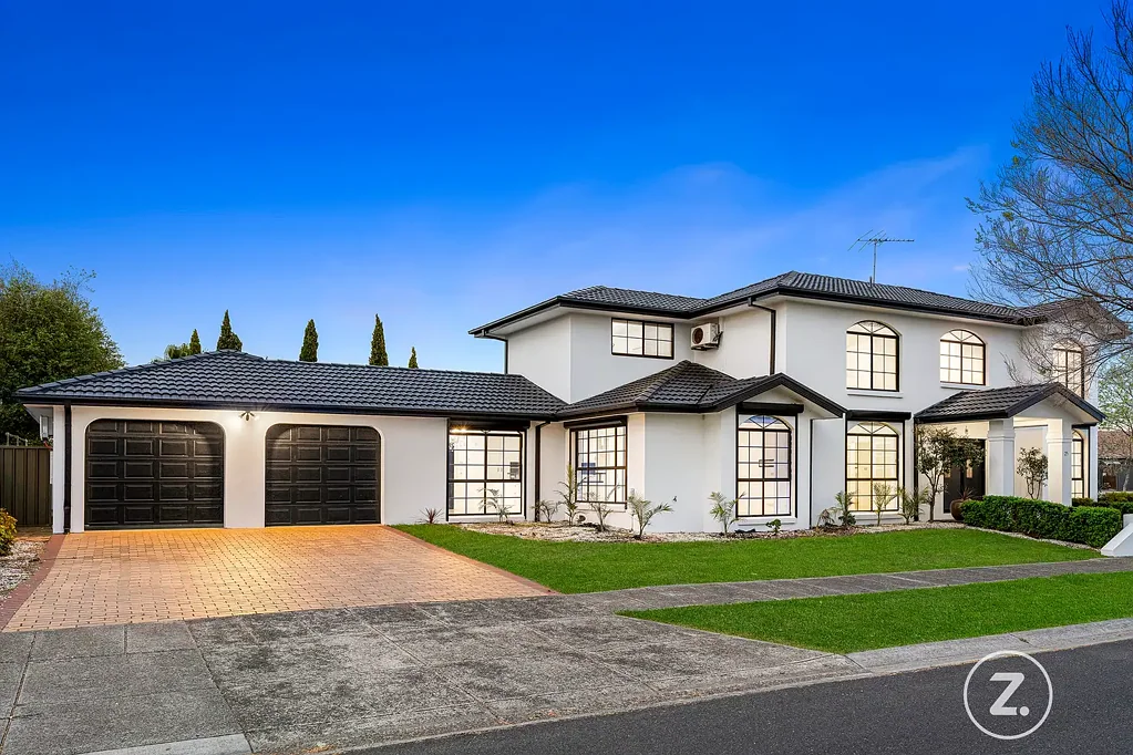 Burnside 4Moenga Light-Filled Family Haven on 758sqm in a Prime Burnside Location